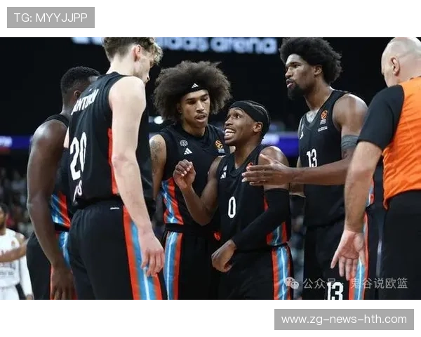 费内巴切通过快速传递获得突破口:用传球节拍撬动比赛心跳